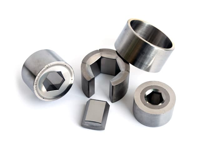 Segmented Hex Socket Dies with Sleeve